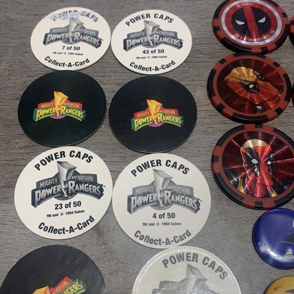 Retro 1994 Power Ranger Pogs, pins & Deadpool token set - Picture 4 of 5